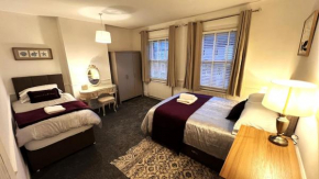 Entire 2 Bedroom House for London Holiday!